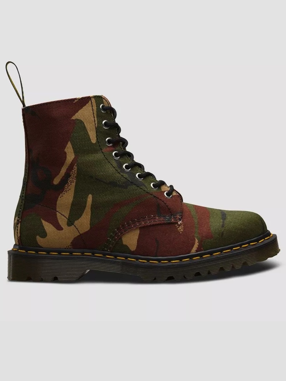 Dr. Martens 1460 Pascal Camo Millerain Waxed Canvas Women’s size 9 NEW!!!